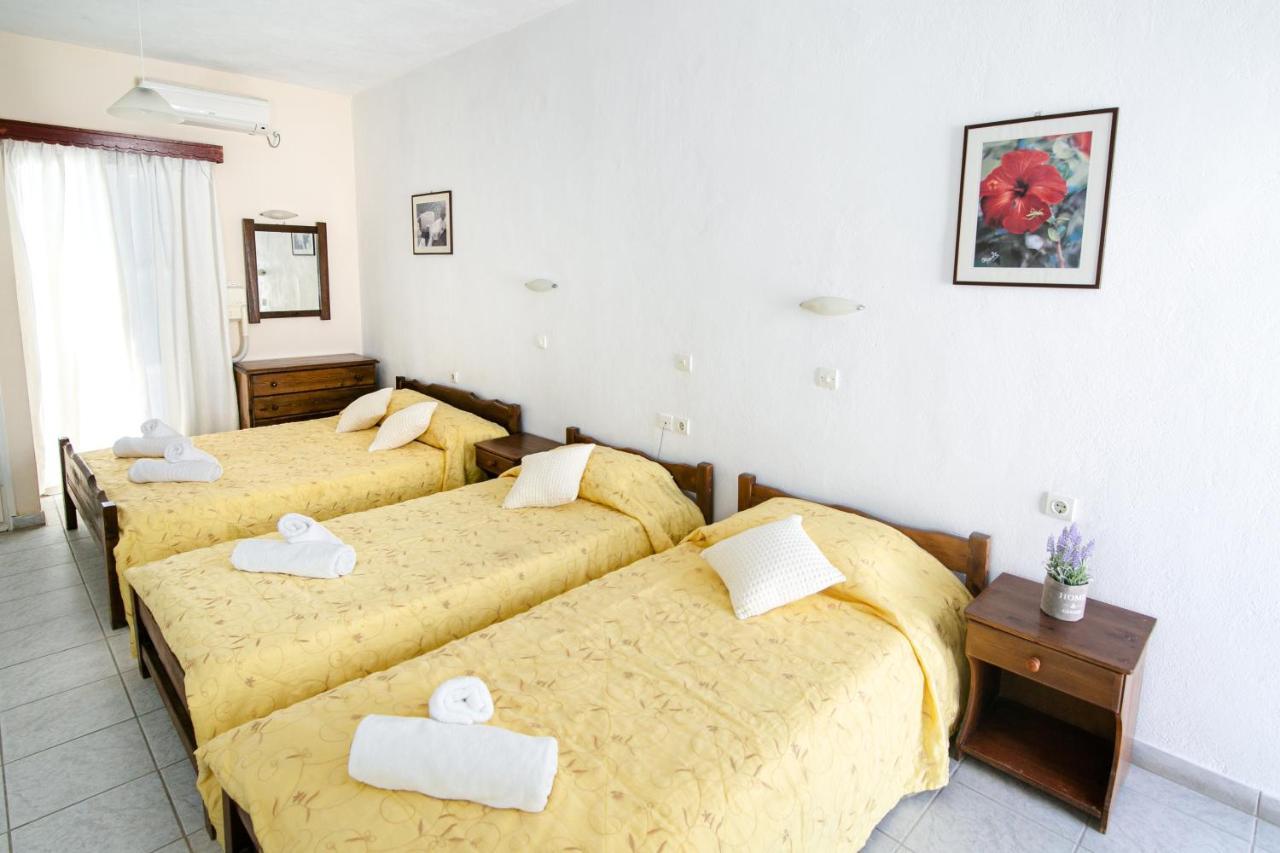 Gardenia Hotel Perissa  Exterior photo