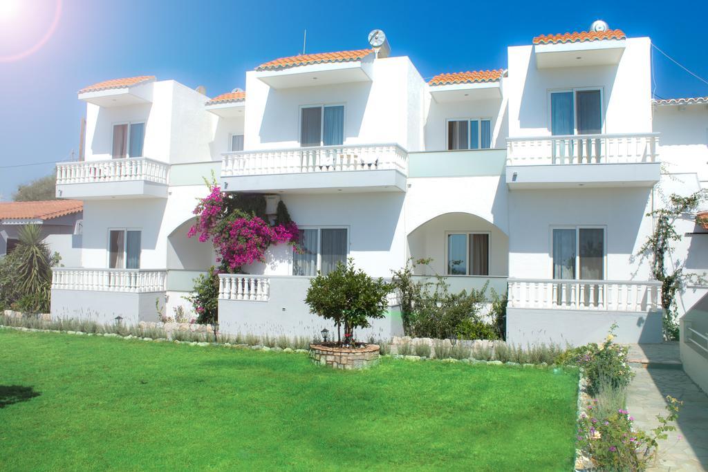 Gardenia Hotel Perissa  Exterior photo