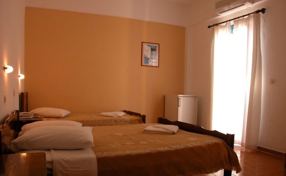 Gardenia Hotel Perissa  Exterior photo